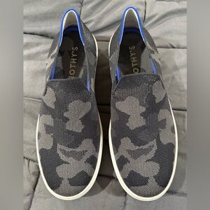 Retired Rothy's Size 7.5 Black and Gray Slip-On Shoes